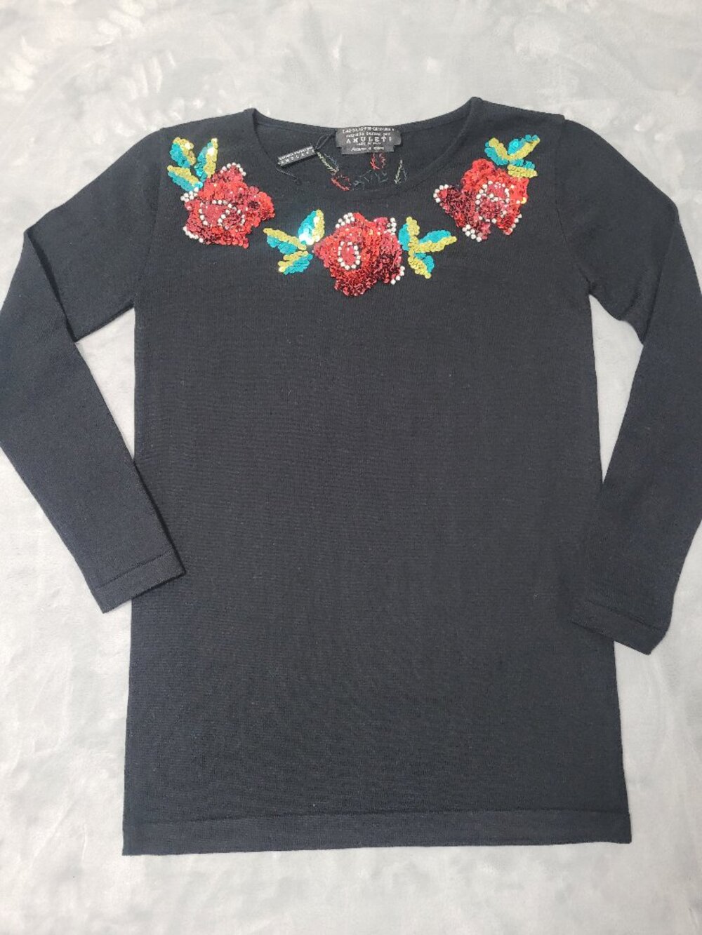 Amuleti Sequin Roses Sweater Women Size 8 Black Red Bling Embellished Top NWT